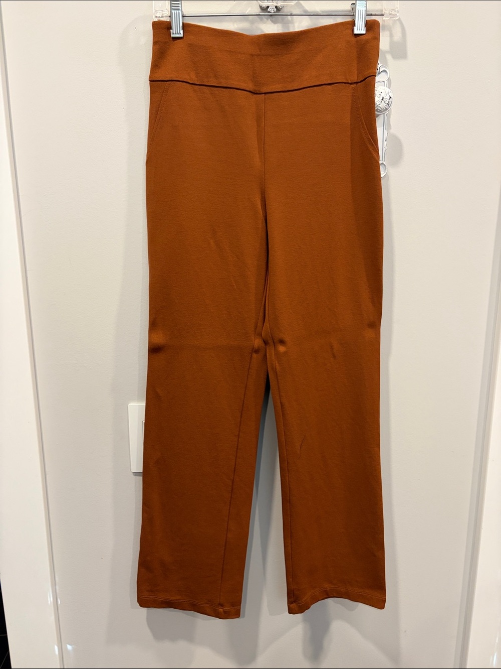 High-Rise Straight-Leg Pants in Rust